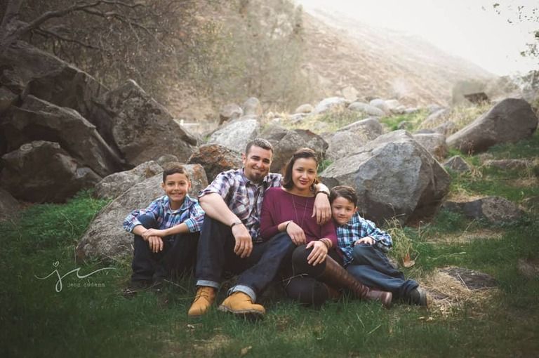 Family-Photographer-Bakersfield-CA