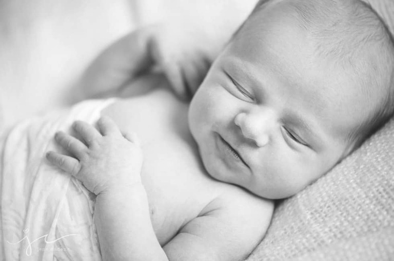 Emma Bakersfield Newborn Photographer Jess Cadena 2