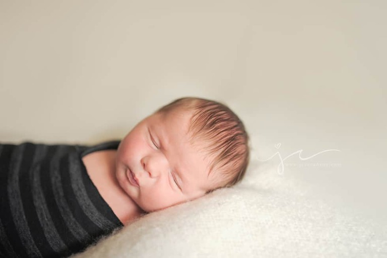 Beau-Newborn-Photographer-Jess-Cadena-2
