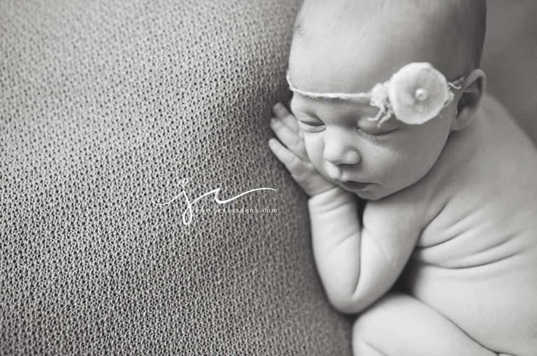 Riley-Newborn-Photographer-Bakersfield-Jess-Cadena-4