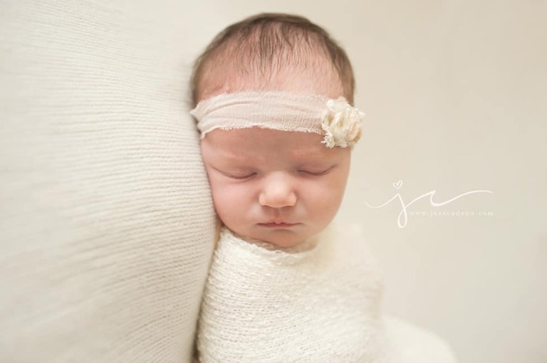 Alexis-Bakersfield-Newborn-Photographer-4
