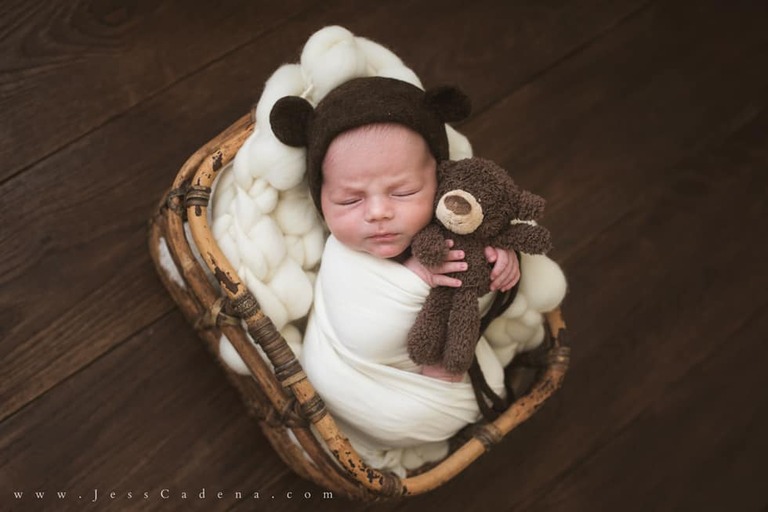 Bakersfield Newborn Photographer