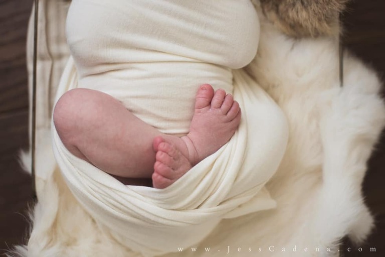 Bakersfield Newborn Photographer
