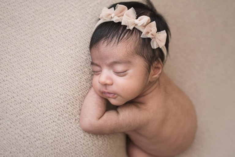 Family and newborn session Bakersfield CA Studio Photographer 