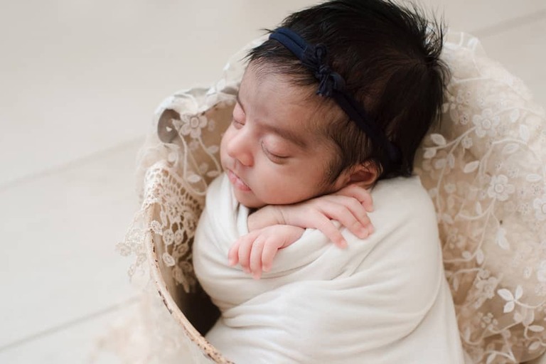 Family and newborn session Bakersfield CA Studio Photographer 