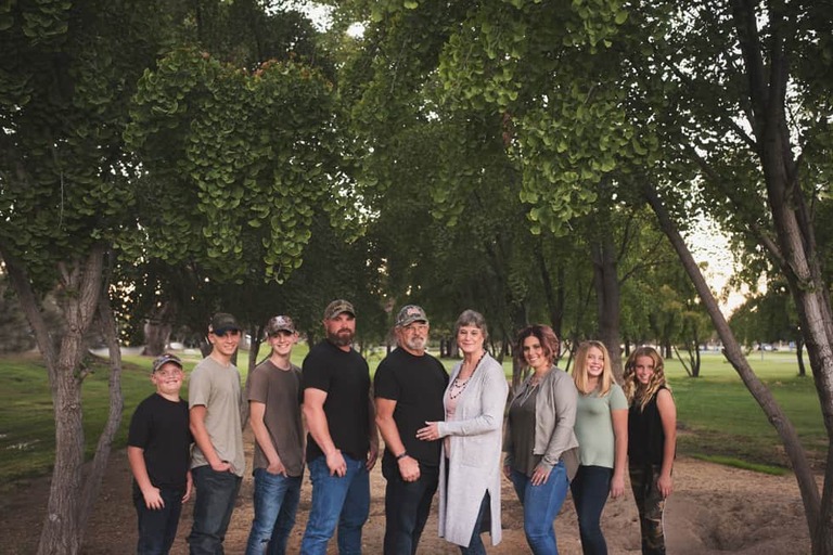 Extended family session with grandparents teenagers Bakersfield ca