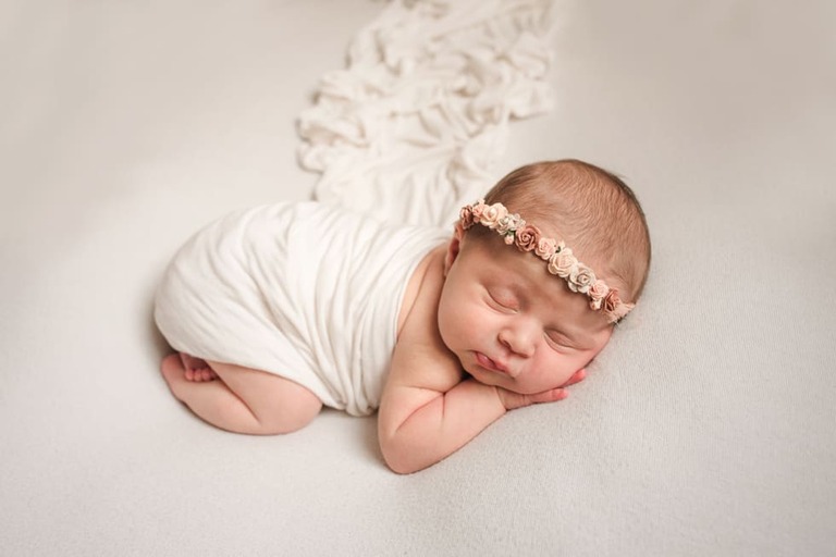 In Home Lifestyle Newborn Session Posed
